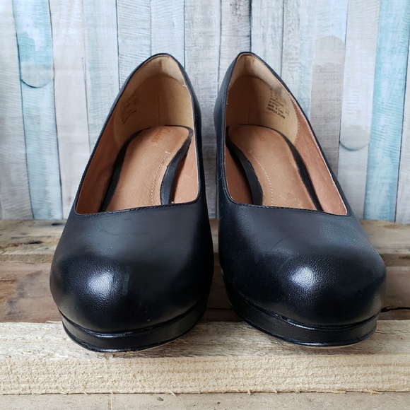 orthopaedic shoes clarks